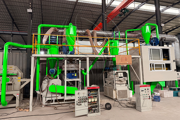 एक कोरियन कस्टमर PCB रीसाइक्लिंग मशीन खरीदने के लिए श्योर ओरिजिन ग्रुप आया एक कोरियन कस्टमर PCB रीसाइक्लिंग मशीन खरीदने के लिए श्योर ओरिजिन ग्रुप आया